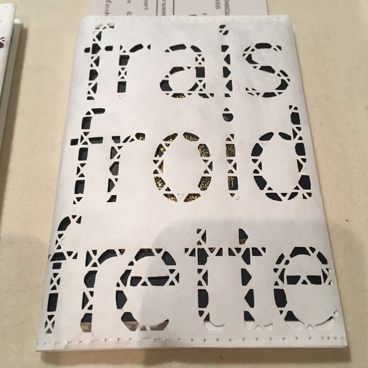 DesignMontreal's tweet photo. Le marché CODE SOUVENIR MTL vous attend à #c2mtl! Juste avant la sortie dans le forum #designmtl #codesouvenirmtl https://t.co/idwrIPxi3z