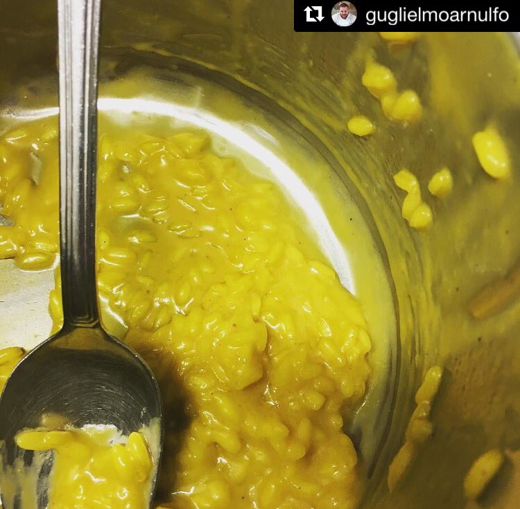 #Repost @guglielmoarnulfo 
The quest for my perfect risotto, nearly there #reinventing #lovemyjob #tastegood #zafferano #safron #chef #milan