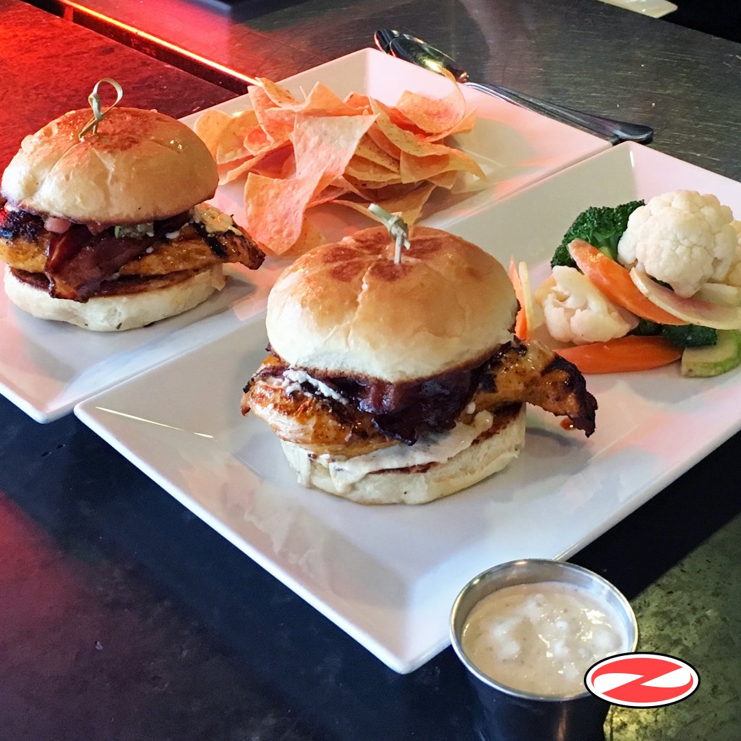 ZGrille's tweet photo. It's Thursday. You're hungry. They're here. Stupid simple social media posts sometimes are refreshing, no? #DTSP #EatDrinkSkate #ChefZack https://t.co/98YKOTpOSb