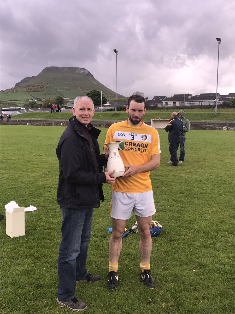 Congratulations John Dillon -  a worthy recipient of the Quinn Building Products Ulster GAA Writers merit award for April <a href="/ulstergaawriter/">Ulster GAA Writers</a>