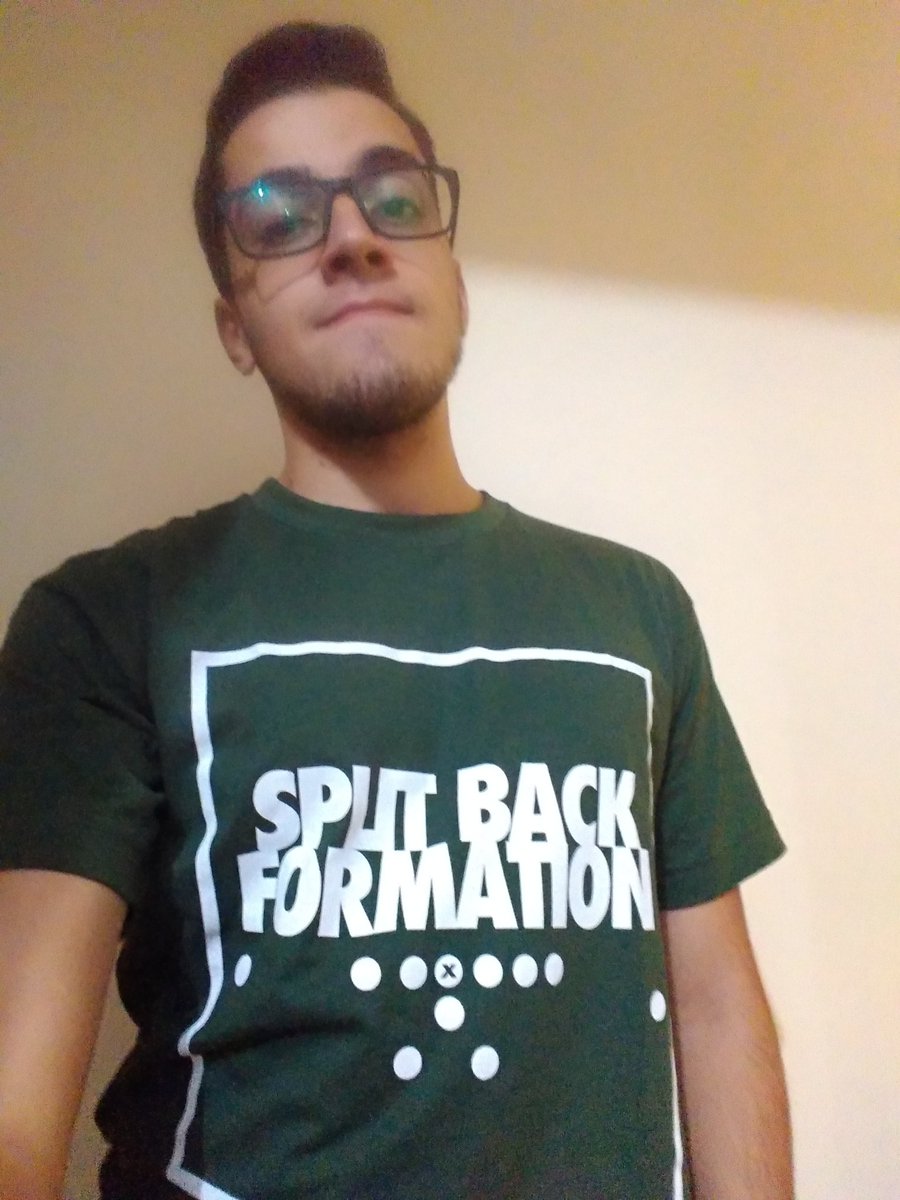 lipevieira's tweet photo. Propaganda grátis pro @profootballbr 
#splitback https://t.co/4klMd5AVeE