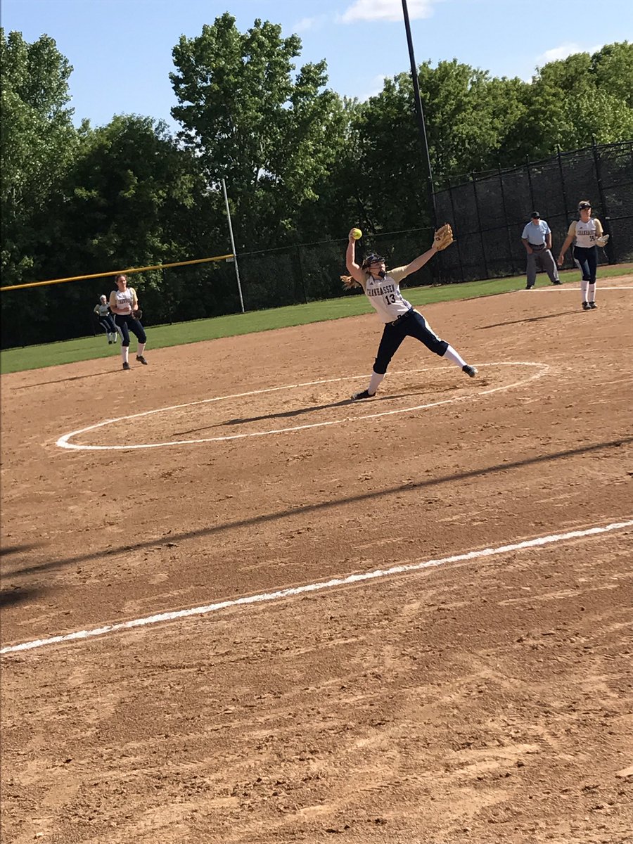 wegotsoftballz's tweet photo. Three innings and seven strikeouts for MB! #rolldefense #ROLLSTORM #woah https://t.co/JatkarkUKe