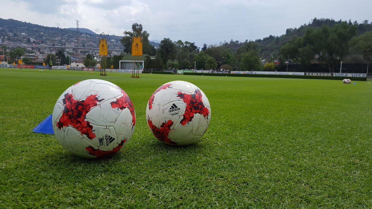 miseleccionmx's tweet photo. Aquí vamos de nuevo...

¡A entrenar! 👊⚽

#PasiónyOrgullo https://t.co/LXlO2lqADZ