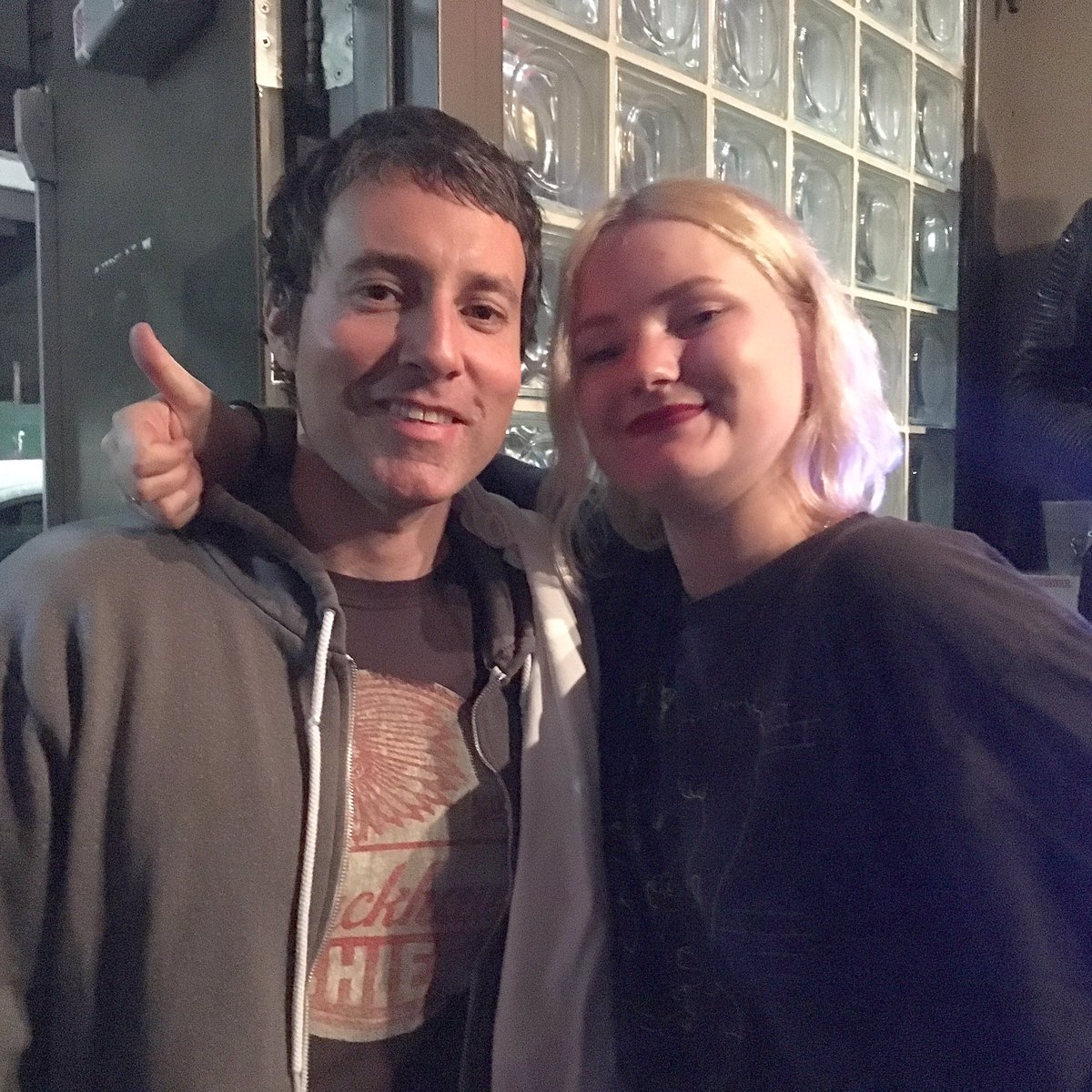 🥁Drummer BFF's 🥁<a href="/NateLang1/">Nate Lang</a> &amp; @ambergrimbo from our new favorite banda de España, <a href="/hindsband/">hind𝓼 ☻</a> !!!