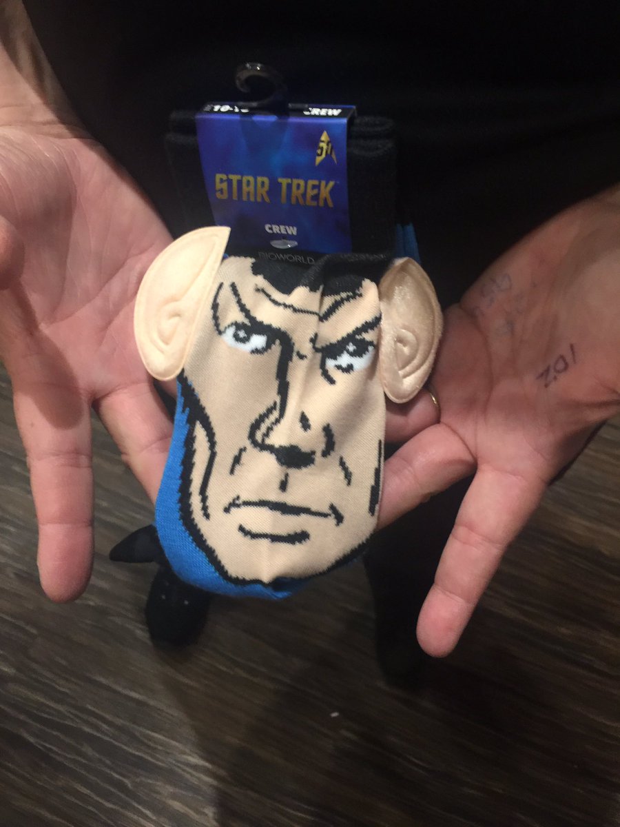 FanSets's tweet photo. This is how you dress for a meeting with#startrek @StarTrek #SPOCKSOCKS https://t.co/BBKtj8yVMv