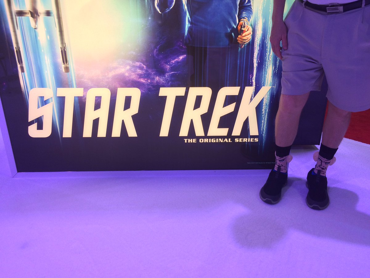 FanSets's tweet photo. This is how you dress for a meeting with#startrek @StarTrek #SPOCKSOCKS https://t.co/BBKtj8yVMv
