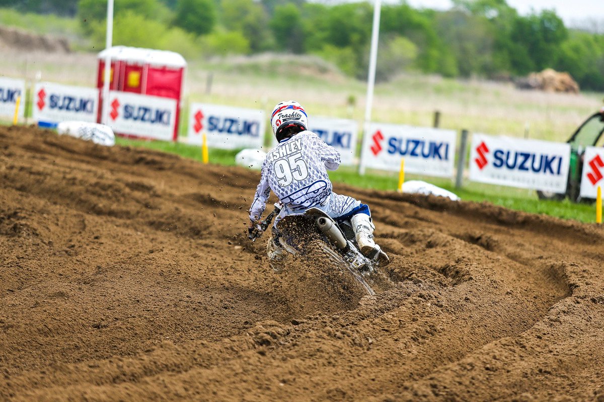 AXOdotcom's tweet photo. Blake Ashley #AXOalliance #JS7Freestone2017 #FreestoneMX https://t.co/LygH8JY2OS