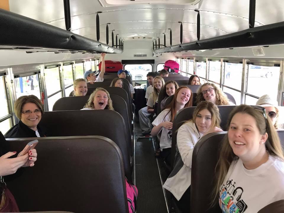 Save travels to our teachers and students who embarked on a twelve-day adventure to Germany and Italy today! #sewardjays