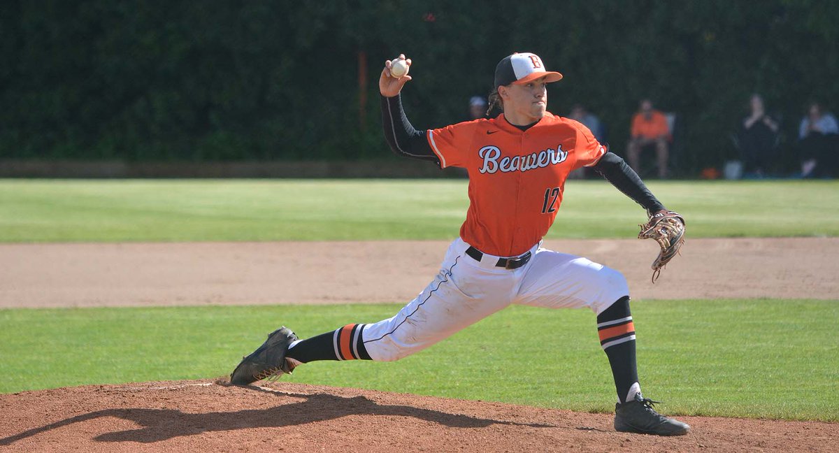 BeavertonSports's tweet photo. https://t.co/3Wi1Jw5hRN @BHSBaseballOR advance to 6A quarters; story @Kleyva9 @Kwatsonjr99 @T_D_Hokkanen @joe_hollowell @callanmcrae https://t.co/VuZNTFrfMN