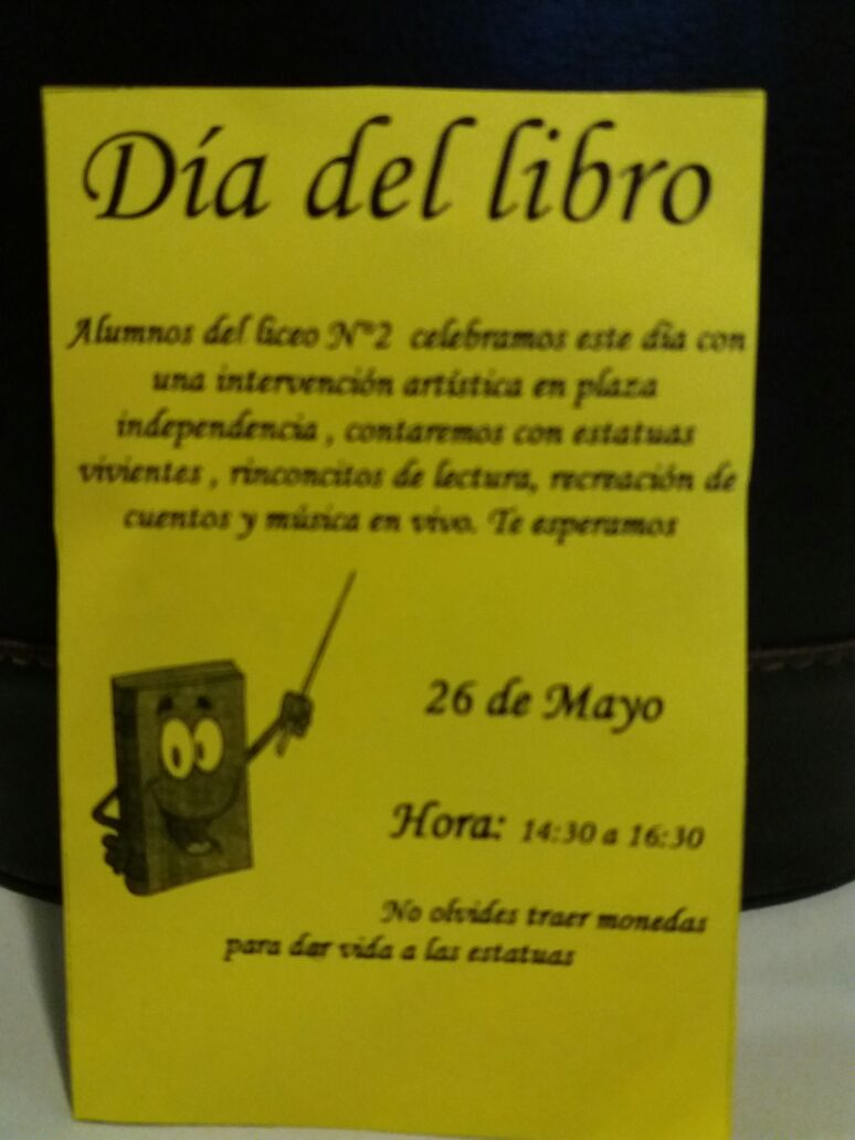 sigridmeyerc's tweet photo. @ces_Uruguay  @PuenteCelsa @BibliotecasCes Preparativos para mañana. Liceo N 2 Carmelo. https://t.co/7BD5j3pDSj
