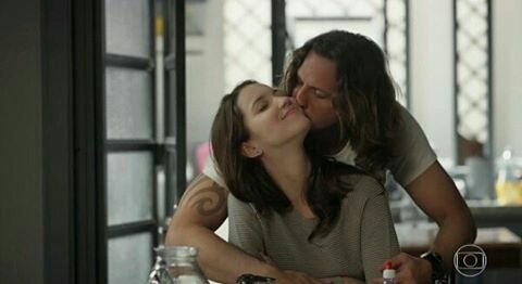 Sobraltaii's tweet image. Meu casal, donos da química, donos dos melhores abraços, donos da sintonia e parceria ACEITA #RockStory AHistóriaDaGarotaInocente