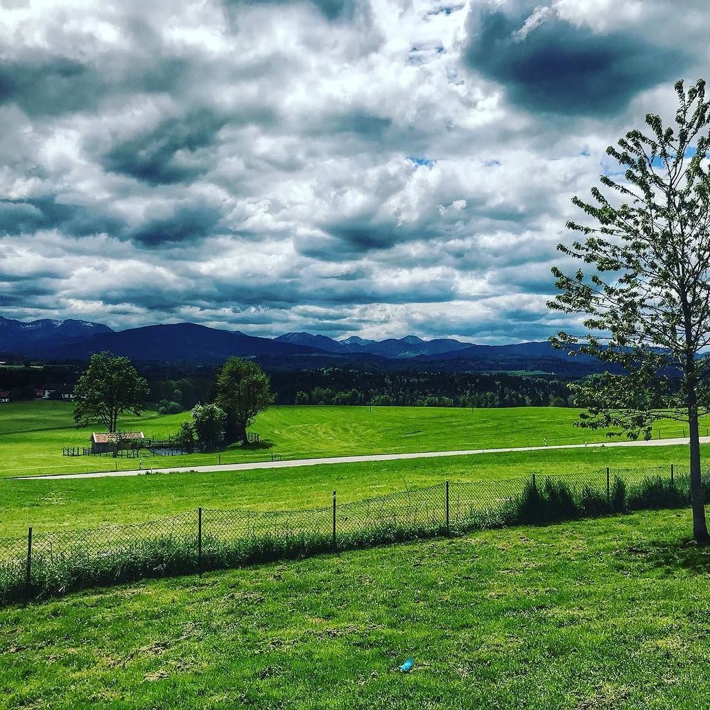 BushTimes's tweet photo. Exploring Bavaria #wanderlust #fathersday #bavaria #naturephotography #hiking #outdoorfun #bushtimes #bushcraft #o… https://t.co/Pkx07JpZaG https://t.co/qD7nh6PfUA