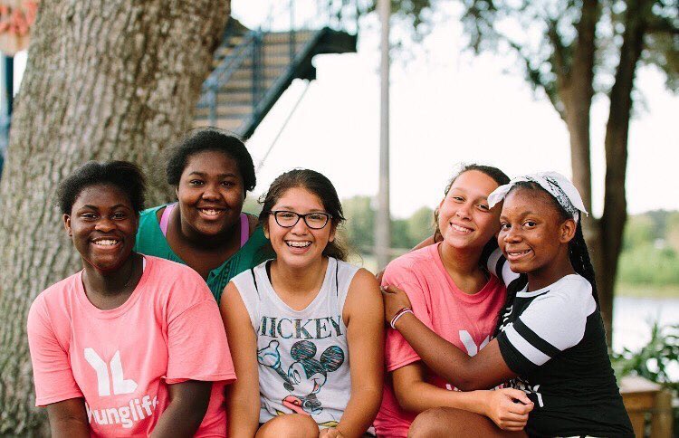 YoungLife's tweet photo. At Young Life, we strive to remind all kids that they are fully seen, known and loved. https://t.co/cipeMKRSDR