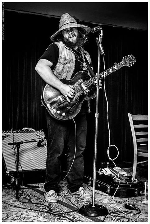 sd3design's tweet photo. @Keith_Hallett killed last night @irenespub Most authentic original infectious raw blues out there today. #sd3design https://t.co/8TjKFBbhid