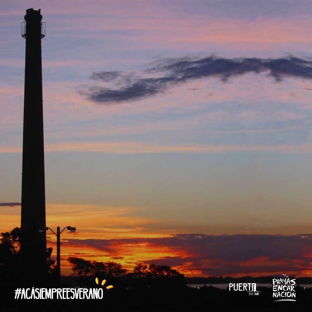 PlayasEncar's tweet photo. Atardeceres únicos.  #PlayasEncar https://t.co/xuXKfxTcEP