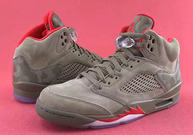 bgagerh's tweet photo. The Air Jordan 5 "Reflect Camo" drops September 5th=>https://t.co/FP6tqJE1dH https://t.co/scyCSjUJmn