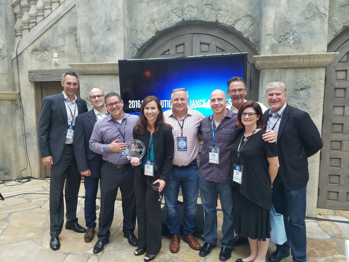 ronatdell's tweet photo. Dell EMC OEM Solutions wins Intel ISS Co-Selling Partner for 2016.  Embedded, IoT or vertical, we have the solution. https://t.co/uUOi7mtsLy