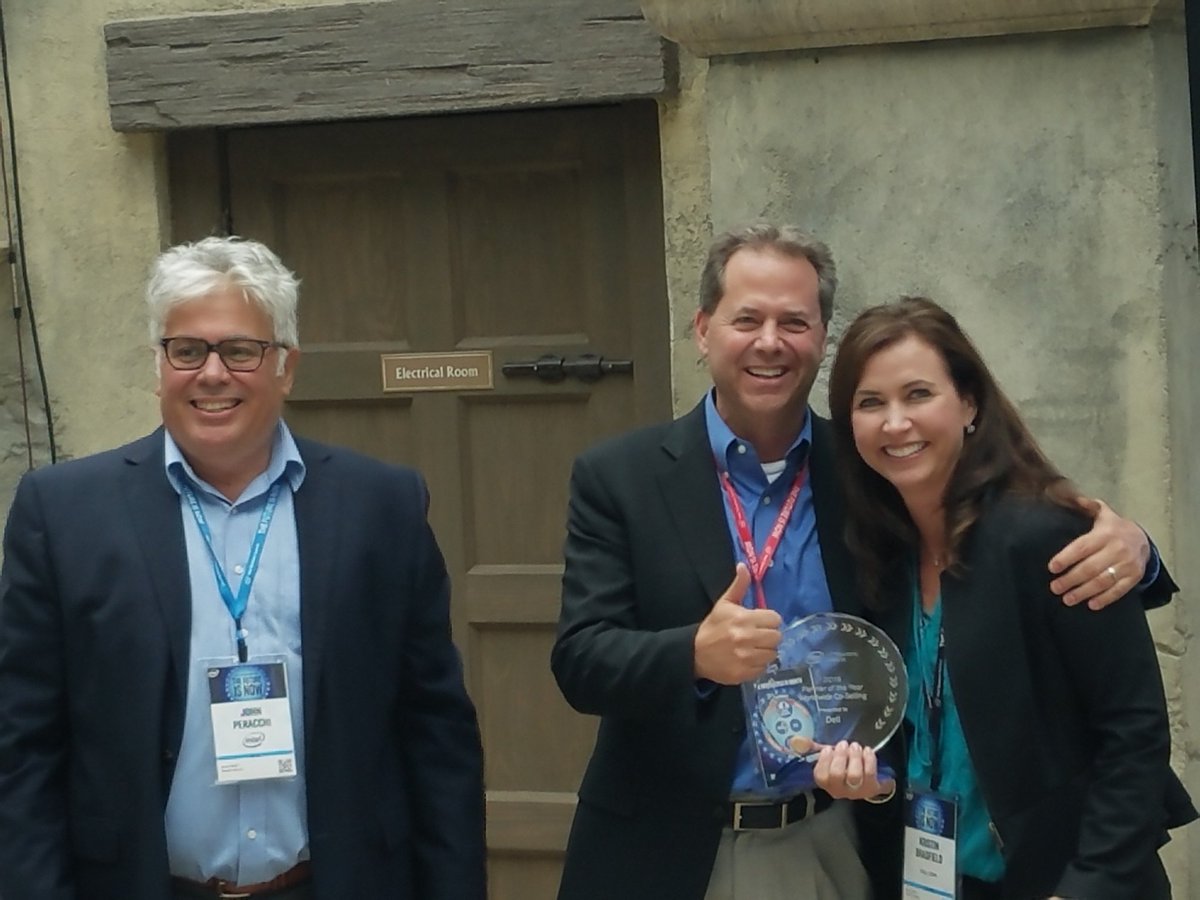 ronatdell's tweet photo. Dell EMC OEM Solutions wins Intel ISS Co-Selling Partner for 2016.  Embedded, IoT or vertical, we have the solution. https://t.co/uUOi7mtsLy