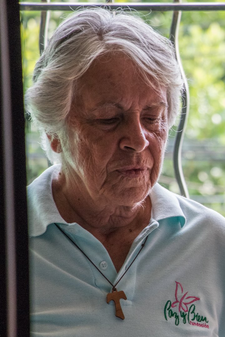 GR_Program's tweet photo. See how one nun at Paz y Bien Cali is helping reintegrate guerrillas into a peaceful life in Colombia. https://t.co/esqAGknAfe #IRPcities https://t.co/OceNbGWB9I