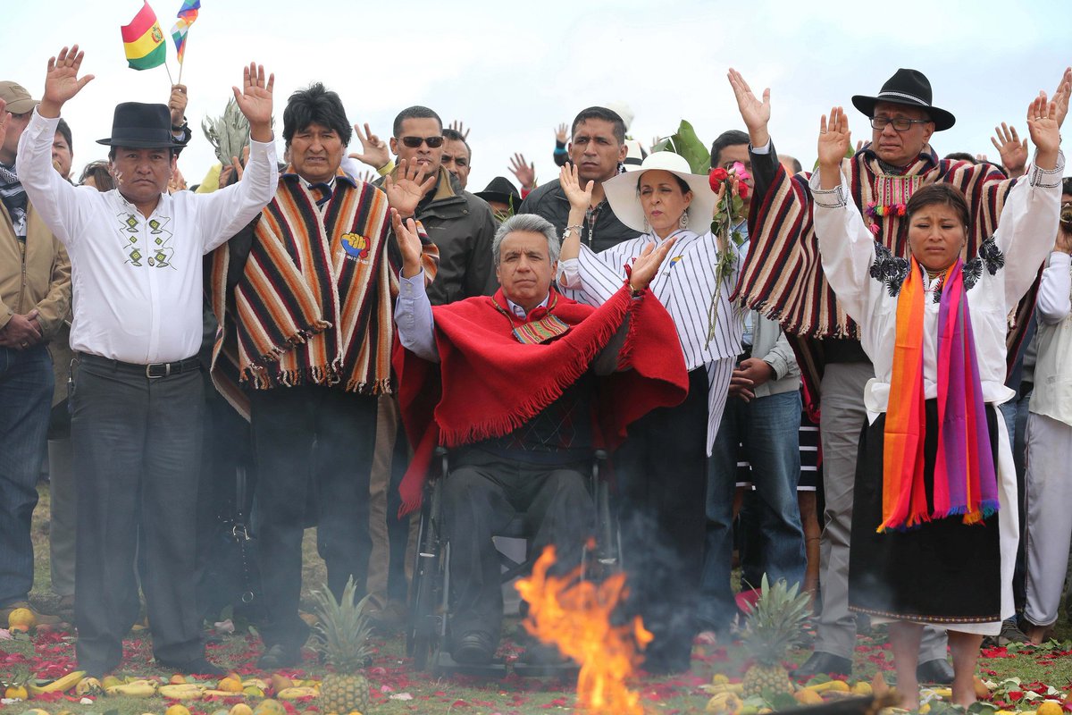 Presidencia_Ec's tweet photo. (📄) Presidente @Lenin Moreno recibió el #BastónDeMandoEc en Cochasquí https://t.co/SfXXLO5diR https://t.co/veIEL2nvmE
