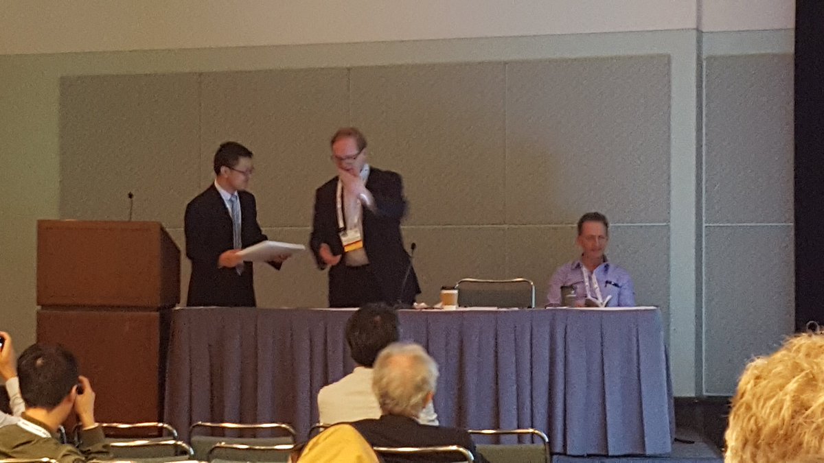 Herbert_De_Smet's tweet image. Another Distinguished Paper presentation, by Hao Chen of Univ. Of central Florida. onlinelibrary.wiley.com/doi/10.1002/js… #DisplayWeek17 #JSOCINFDISP