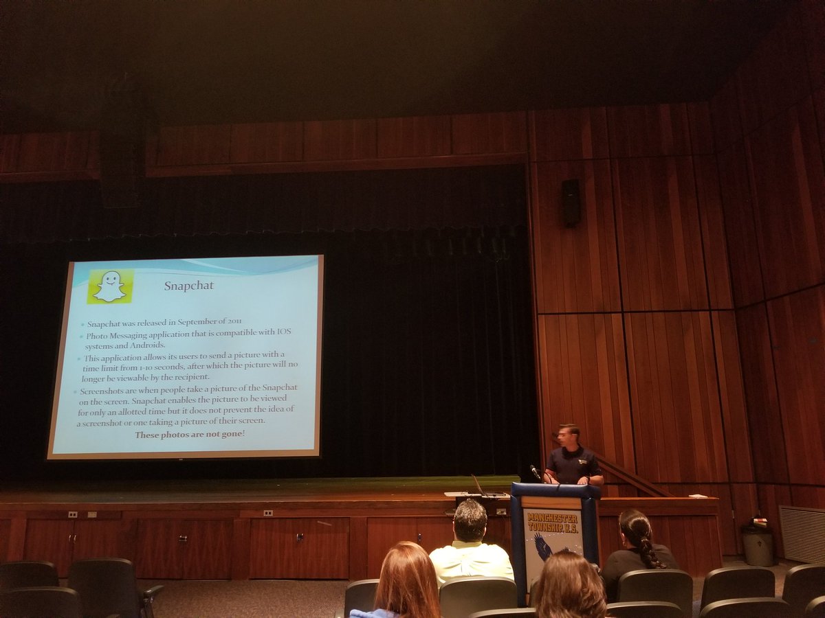 Stacie_Ferrara's tweet photo. Cyberbulling and online safety with @ManchesterSRO @Manchester_PDNJ https://t.co/zwL4uOrbs1