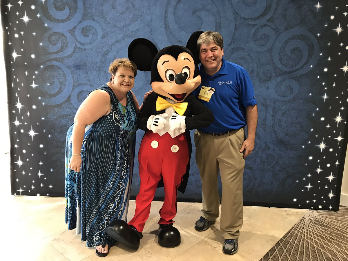 lessonpix's tweet photo. #flasha pres @LisaSLPGarrett introduced me to Mickey!! @Disney https://t.co/sEqnYmiWnK