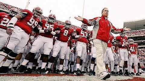 CollegeNewsNCAA's tweet photo. Will Florida State beat Alabama in Week 1?Or will Alabama keep Rolling? 
RT Alabama 🐘
FAV Florida State https://t.co/svSNMJ6UDD