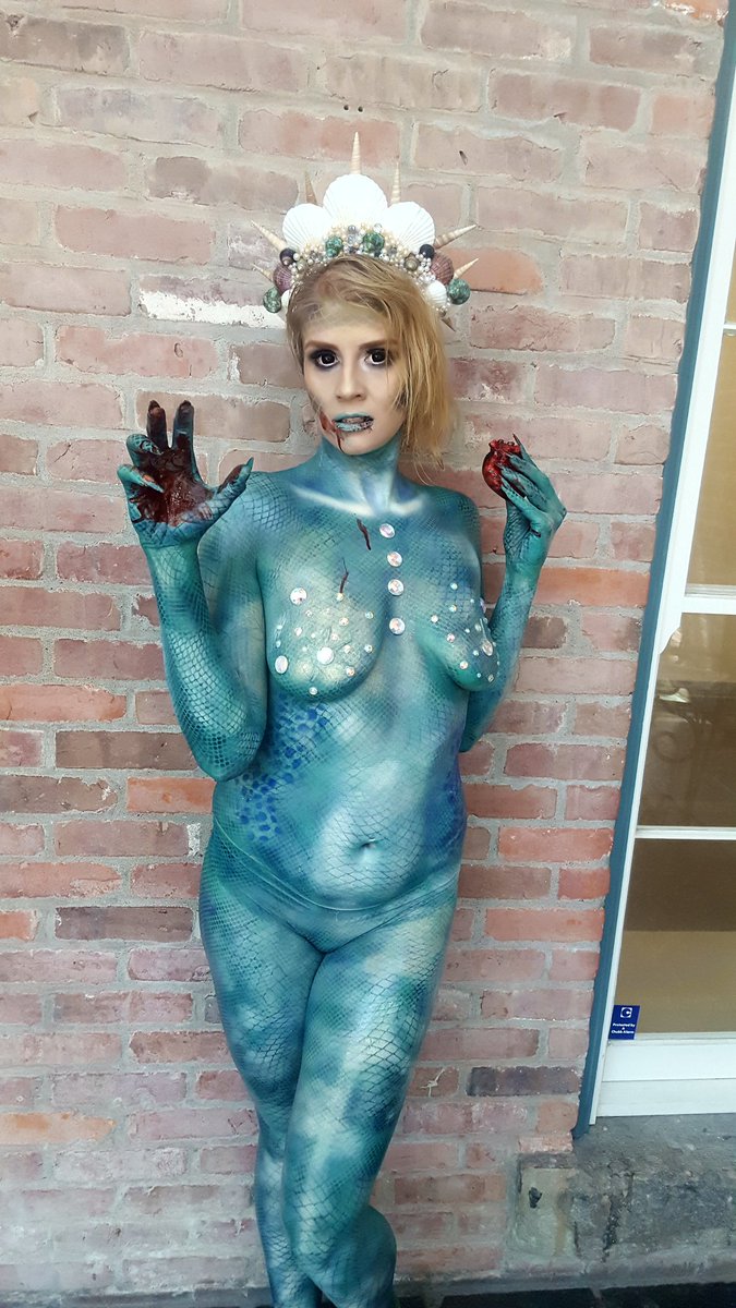 stevie_knoch's tweet photo. My airbrush final @BlancheWorld #blanchegram #blanchemacdonald #siren #mermaid #kryolan #makeupartist #makeupforeverca #bennye #vancouver https://t.co/twtperrh8A