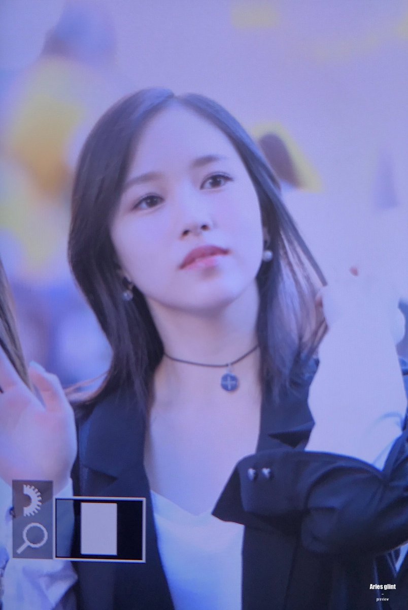 _ARIES_97's tweet photo. 170526 뮤직뱅크 출근 프리뷰
#TWICE #트와이스 #MINA #미나 https://t.co/yDR4Ts4oMM