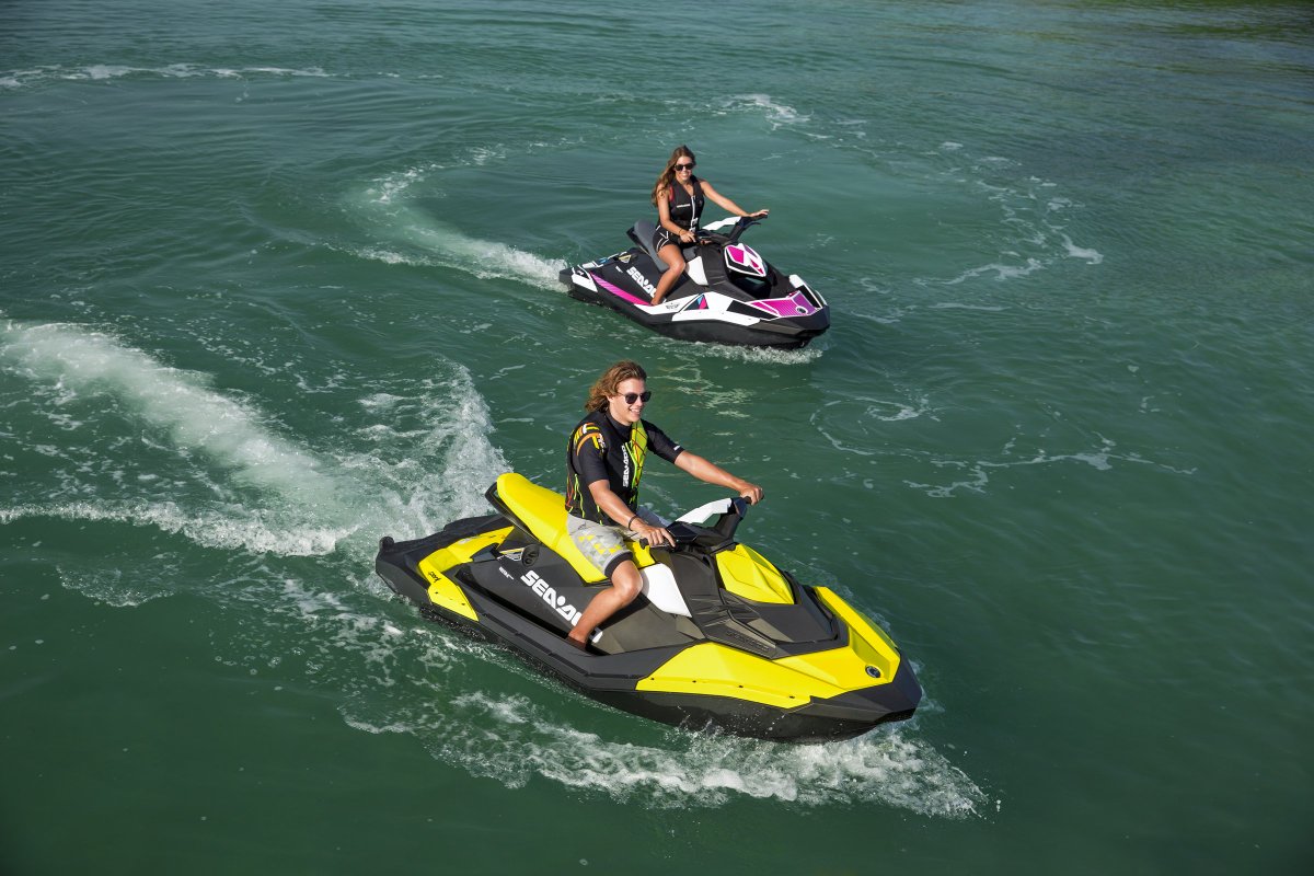 BRPSeaDoo's tweet photo. Good looks and fun moves! #SeaDoo #summer #fun #SPARKsomefun https://t.co/W3N8tKkwg5