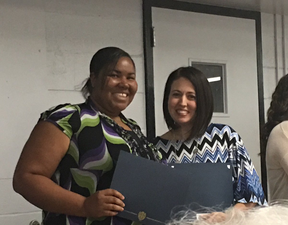 MsPrincipalSHMS's tweet photo. Tenure Gals! Well deserved #goals #growmaury @SHMSGeneral @MrsA_teach @mrsveloziraptor @mike_kinnard @pruettpg https://t.co/L6VYqS2IC2