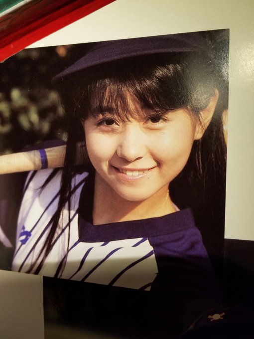 岩井由紀子の現在や旦那子供は 中山秀征との関係が衝撃的 ちゃんバズ