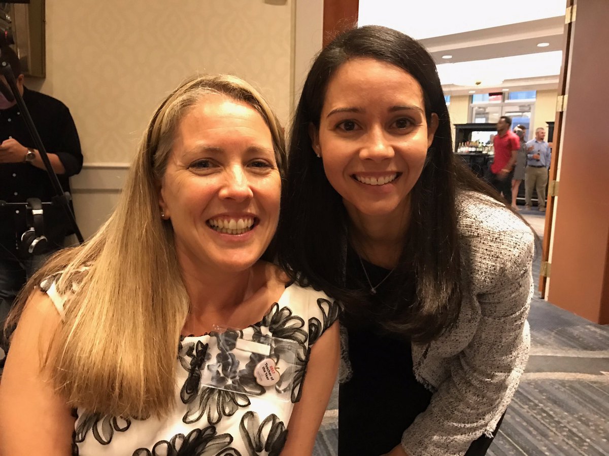 MrRichT1P's tweet photo. @BSTEMhartford our teacher of the year!! Congrats Kim Daly!! @HartfordSuper @MayorBronin @ME_VanderSloot @klv5180 @kmcbones #bstemhartford https://t.co/RmAMkI9rr7