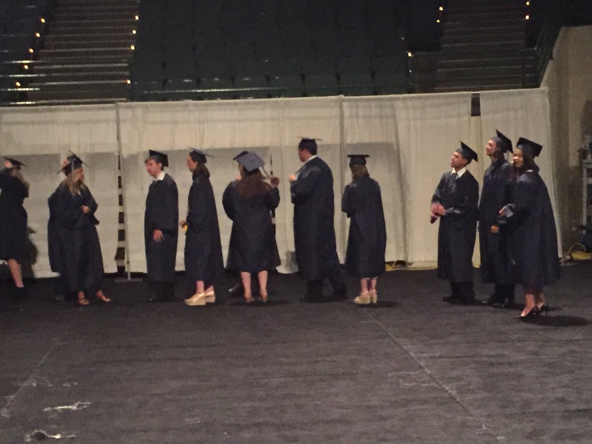 DrJimLloyd's tweet image. Some backstage photos. #Classof2017OFHS