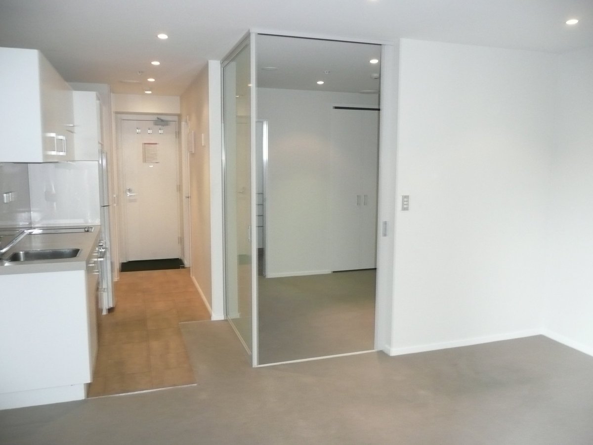 HausPropertyNZ's tweet photo. Central city #Wellington apartment 
$420 per week https://t.co/KAZQ8gnOfm https://t.co/xw1L1FRXO9