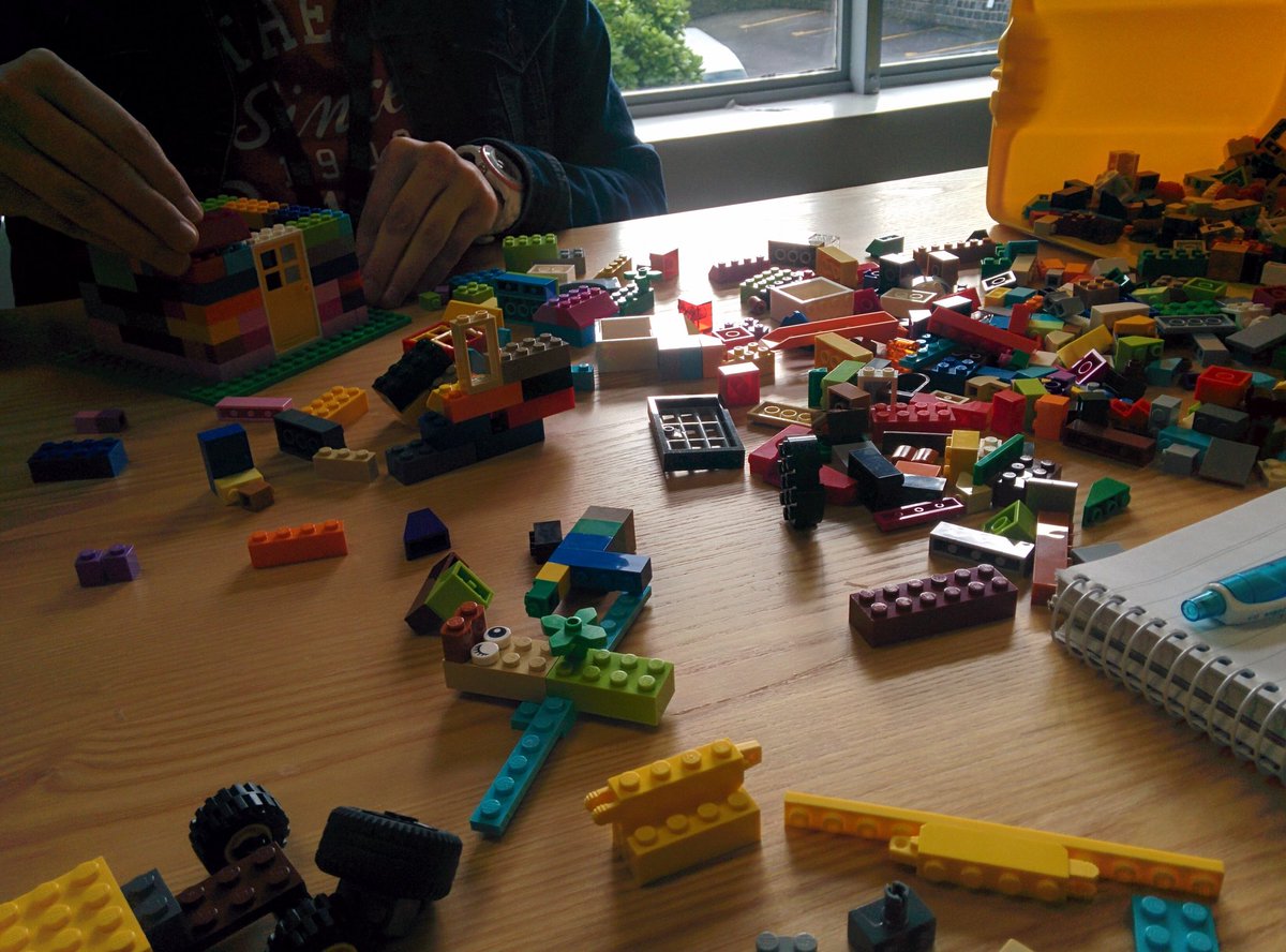 theluqmanarian's tweet photo. This is how I'm doing staff meetings from now on, in #studio55 #makerapace with fun stuff @aut_library https://t.co/R2txUaDON9