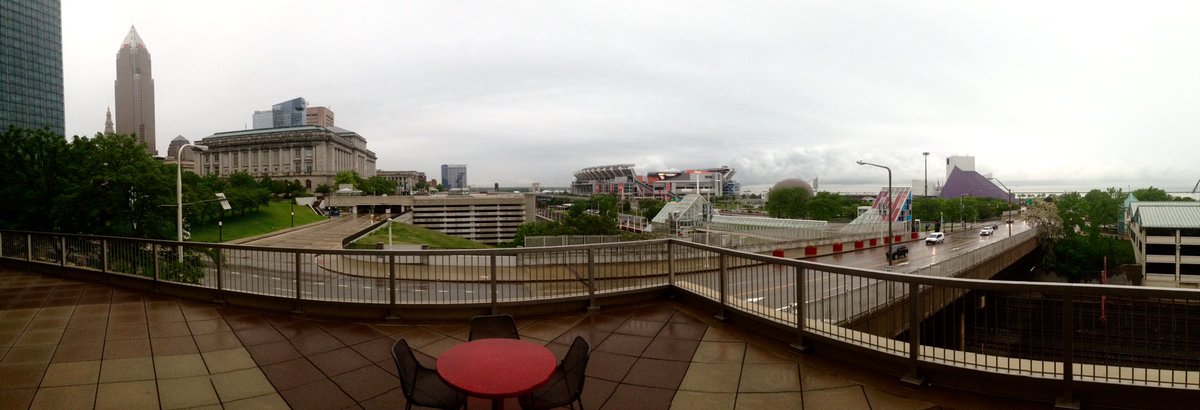 ShareTheRiver's tweet photo. As we left @CLEtechsummit we just had to take in the @JonesDay patio view of Cleveland &amp; #LakeErie. We could get used to this #TechniCLE https://t.co/ImHzvsOwi4