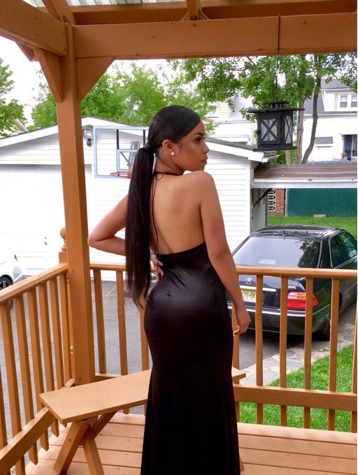 Team_danix3's tweet photo. Styling in her stylish collection ✨ #promqueen #stylishdoll #minkcollection loving it. https://t.co/obZ3WpD1by