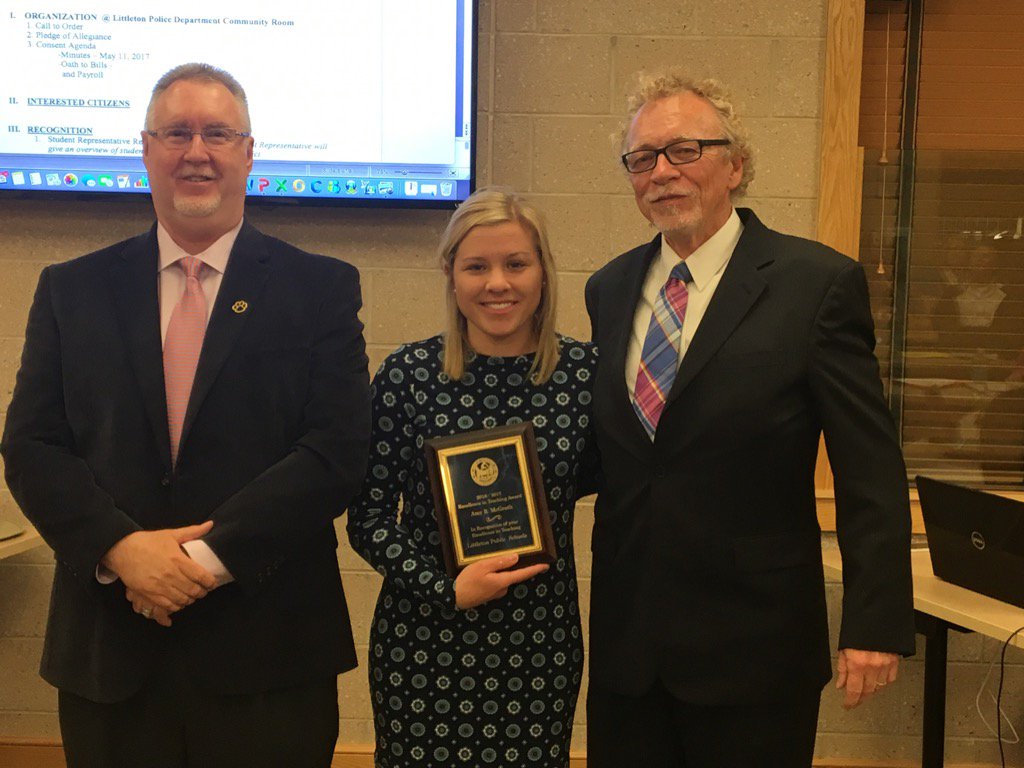 RichFaherty's tweet photo. This year's recipient of the Shaker Lane Excellence in Teaching Award - Amy McGrath https://t.co/bpoSROaw62