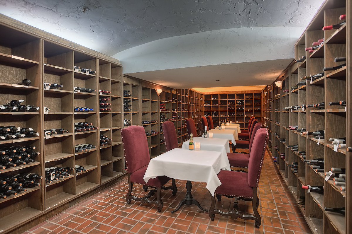 Happy #NationalWineDay! As it so happens, all May long we're featuring wines from Oregon's Women in Wine in every restaurant &amp; our spa.