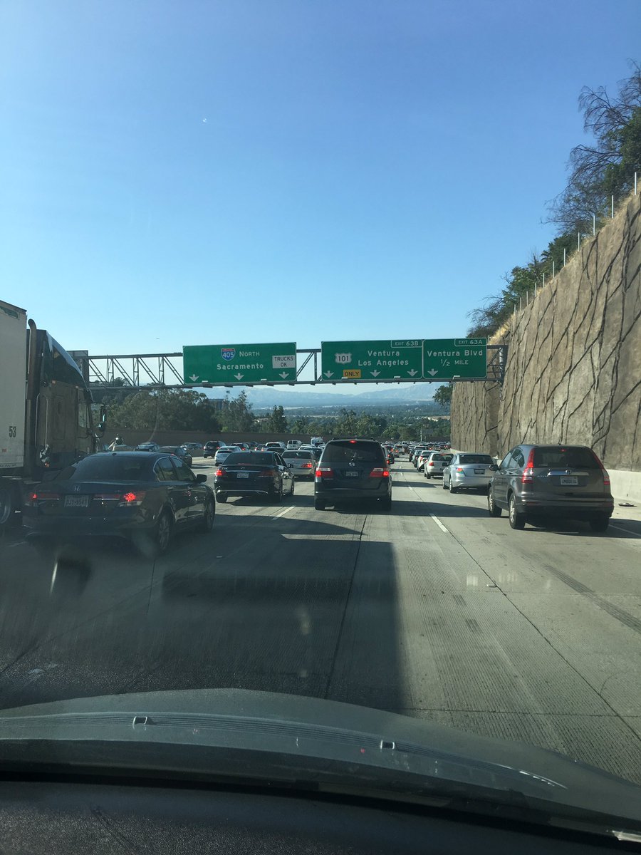 NathanielMRios's tweet photo. And this is why I live in #oxfordms #AWFULTRAFFIC #GOREBELS https://t.co/bjF5Nmt3sw