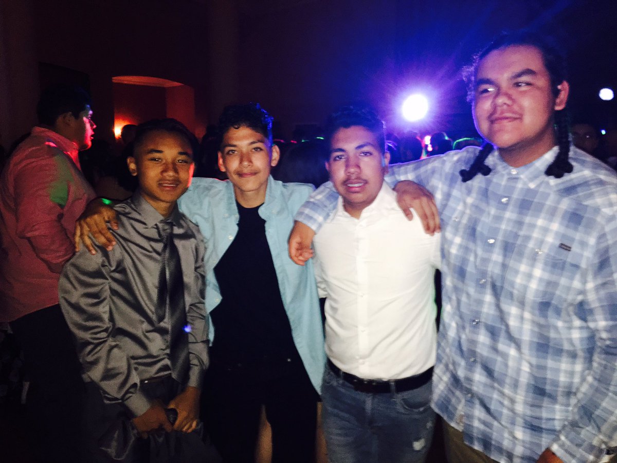 QynneKelly's tweet photo. 8th Grade Formal! #HiattPD https://t.co/Q1ykpomvOM