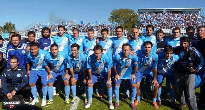 Dami_Peralta's tweet photo. Jugadores-Hinchas que llevaron a #VSC al Nacional B, 25/05/2013 Viva la #RevolucionVillera #LosSueñosLosVivoDespierto https://t.co/QTyimmPVkE