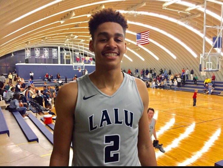 ExposureHoop's tweet photo. 6"5 4 Star Recruit Jordan Poole.
One of the best shooters in the Country.Crafts his game becoming a Michigan Commit https://t.co/UhbAsvKjRp