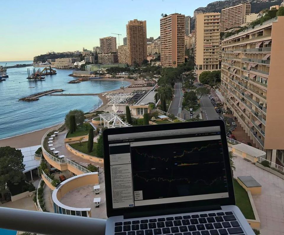 iProsperityFX's tweet photo. Student Setup!
@dyson808 First early Live Trader session in Monaco. #infiniteprosperity #ipstudent #livetraderip https://t.co/1wdoFmeslf
