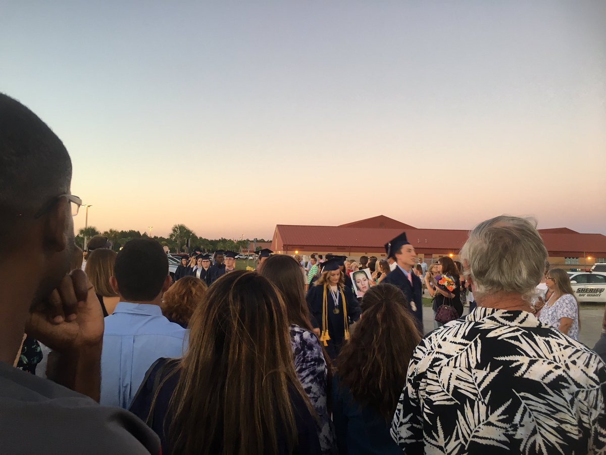YoGrahamCracker's tweet photo. It. Is. MAD hectic at the #ArnoldHighSchool graduation π @Eliz1Her @sierramhale https://t.co/vejnQN9ieJ