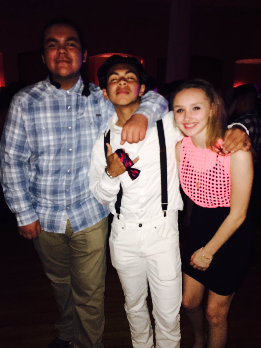 QynneKelly's tweet photo. 8th Grade Formal! #HiattPD https://t.co/uccnmiCSQZ