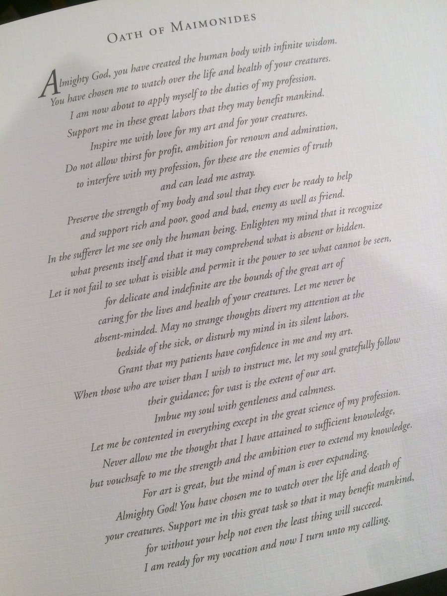 simmallie's tweet photo. Do great things, Class of 2017! #rushgrad2017 #sharethejoy #Infantryofempathy @RushUniversity @RURespCare https://t.co/YanvtXzlYp