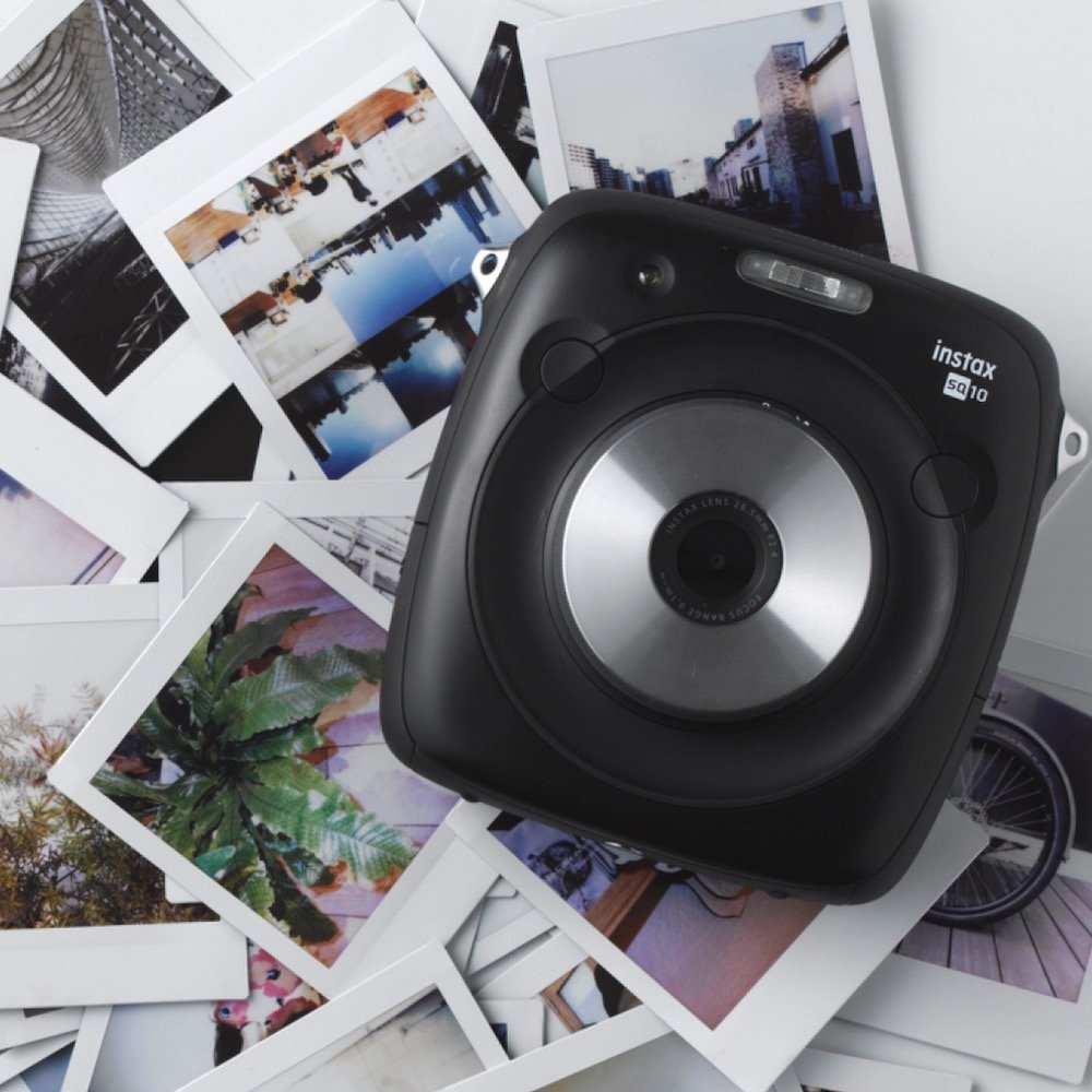 petagadgetcom's tweet photo. https://t.co/2Tb6phAxam Fujifilm Instax Square SQ10 Hybrid Camera #CameraGadgets #Instant #Photography https://t.co/k4aLCmyEBR